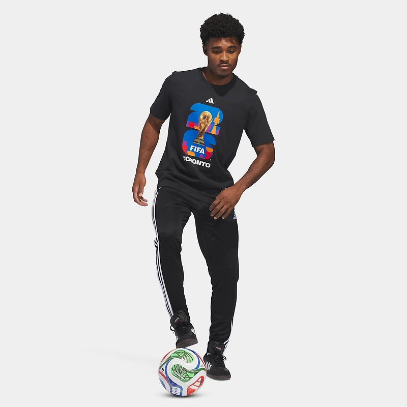 T-shirt graphique adidas Coupe du Monde de la FIFA 2026 Ville Hôte Toronto / Noir