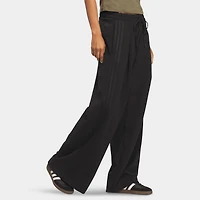 adidas Essentials Butter Soft Aura Wide Leg Pants / Black