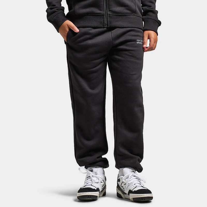 New Balance Juniors' Linear Logo Jogger / NB Caviar