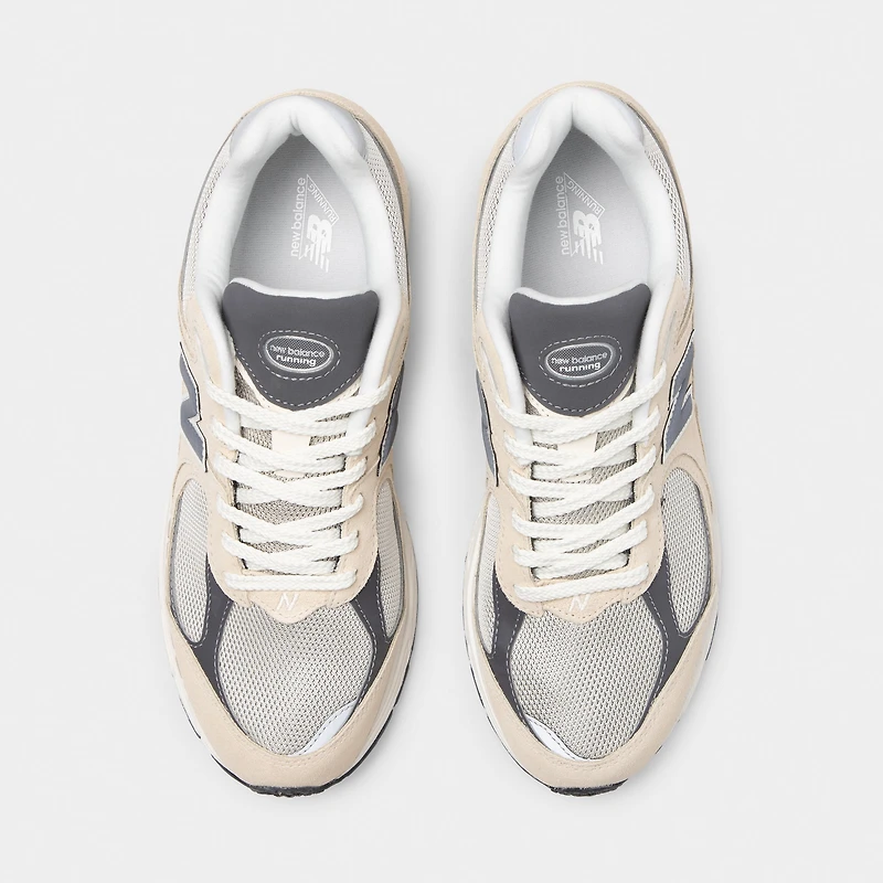 New Balance 2002RFA Sandstone / Magnet