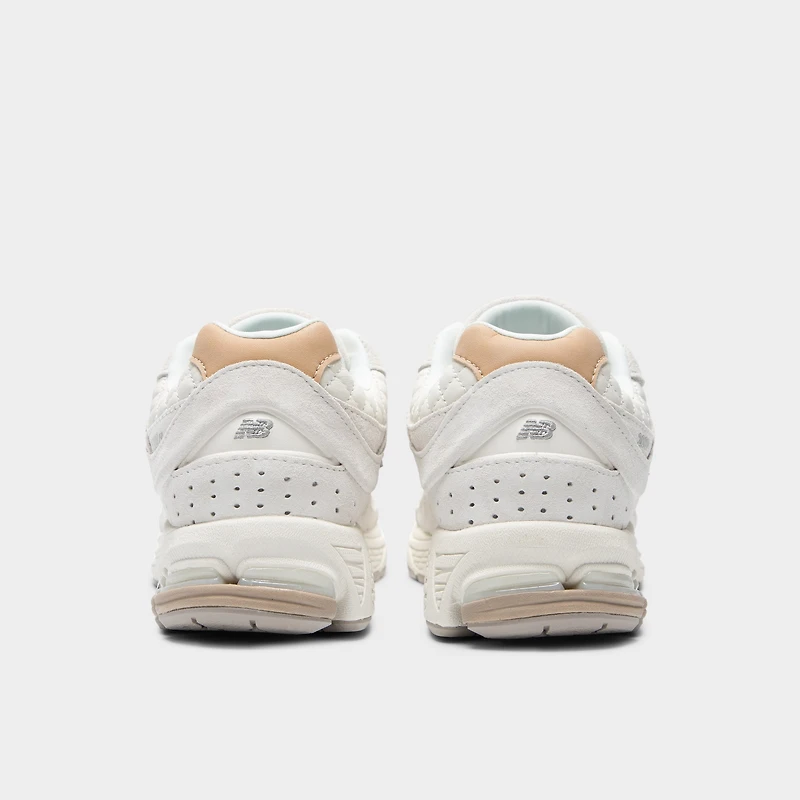 New Balance 2002R Tan /