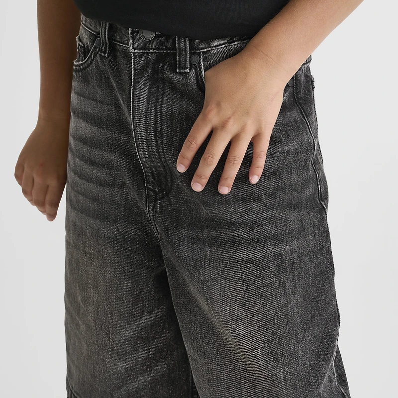 Supply & Demand Junior Boys' Timber Shorts / Washed Black Denim