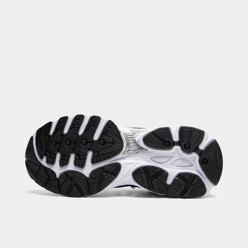 Saucony Juniors' Omni 9 Black / Silver