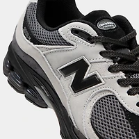 New Balance 2002R Grey / Black