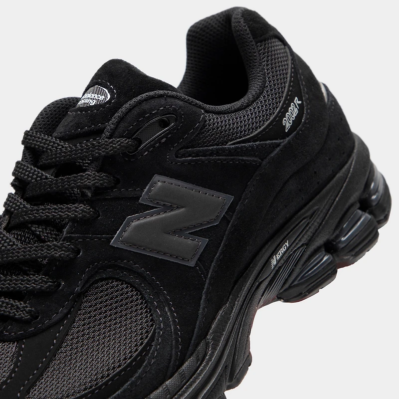 New Balance 2002R Noir / Métallique