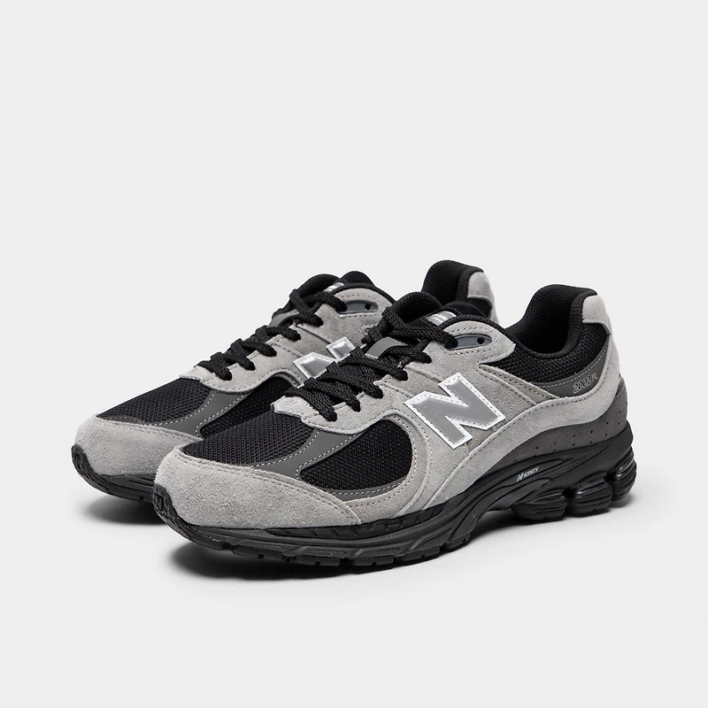 New Balance 2002R Gris Ardoise / Noir Argent Métallique