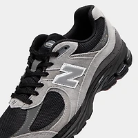 New Balance 2002R Gris Ardoise / Noir Argent Métallique