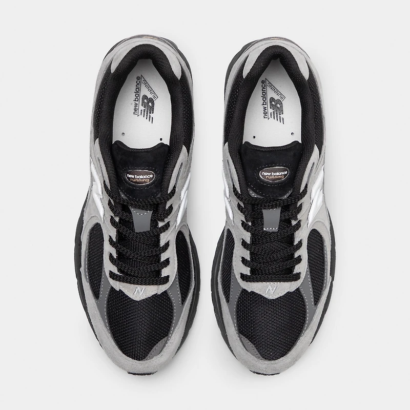 New Balance 2002R Gris Ardoise / Noir Argent Métallique