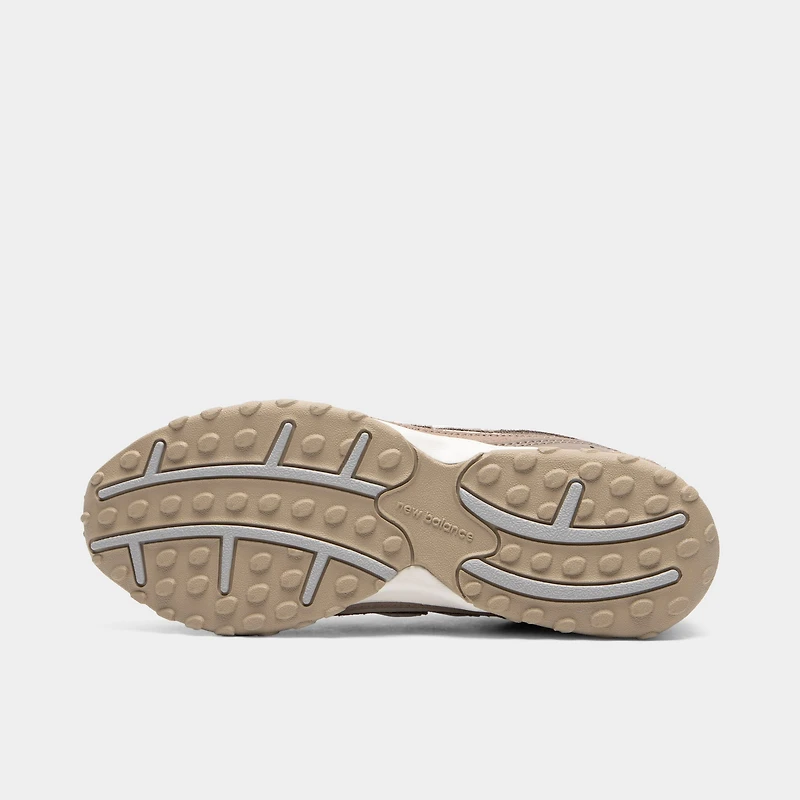New Balance 204L Mushroom / Arid Stone - Blanc