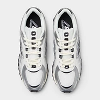 New Balance 204L Silver Metallic / Black