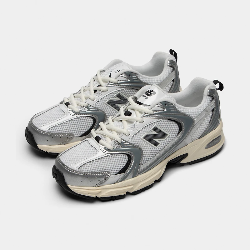 New Balance 530 Silver Metallic / Black Cement