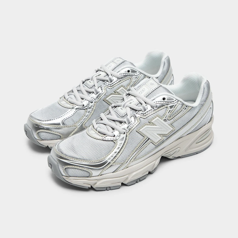 New Balance 740 / Argent métallique