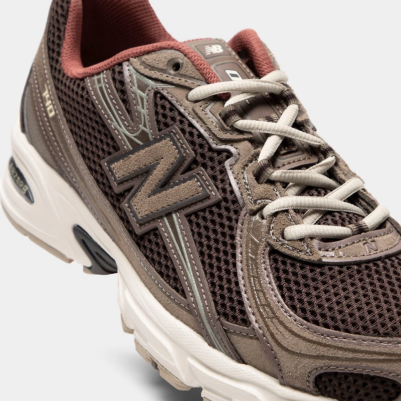 New Balance 740 Cortado / Marron tonnerre