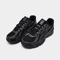 New Balance 740 Black /
