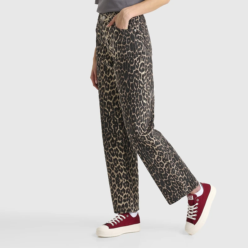 Unlike Humans Women's Jeans / Leopard Wash