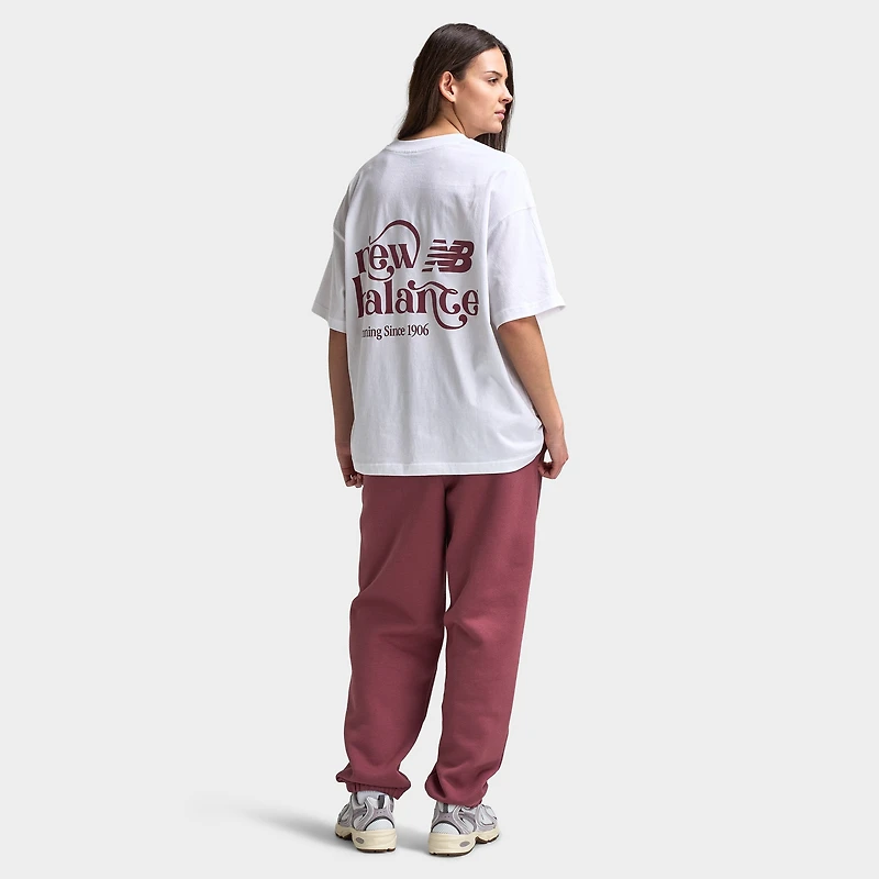 New Balance Women's Script Graphic Boyfriend T-Shirt / White