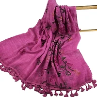 30462 Embroidery Shawl