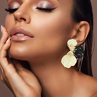 80011 Media Luna Earrings