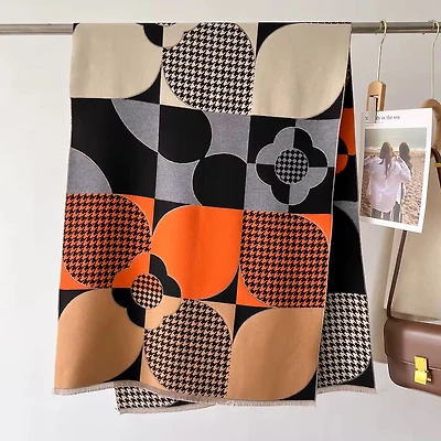 30242 Deco Shawl