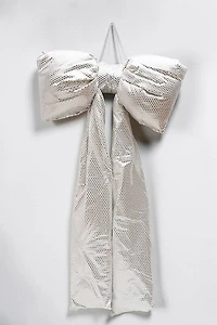 18" x 36" Silver Hang Bow