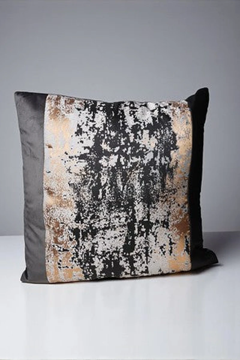 16" x 16"  BLK/GLD/GREY CUSHION