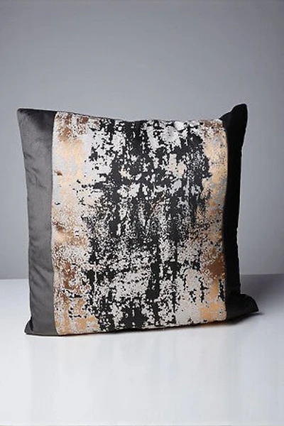 16" x 16"  BLK/GLD/GREY CUSHION