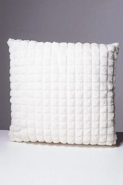 19" x 19" WHITE CUSHION