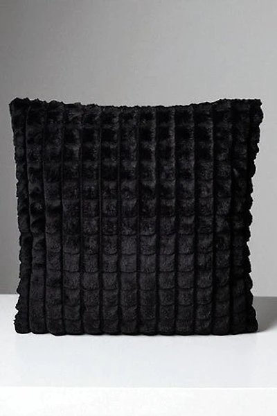 19" x 19" BLACK CUSHION