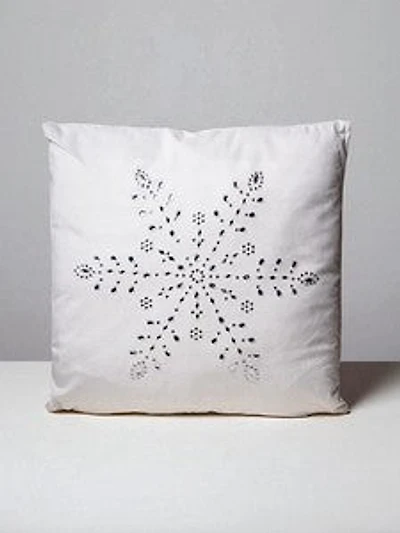 18" x 18" Snowflakes Beads on Cushion