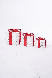 10" Set/3 White Gifts W/Plugs