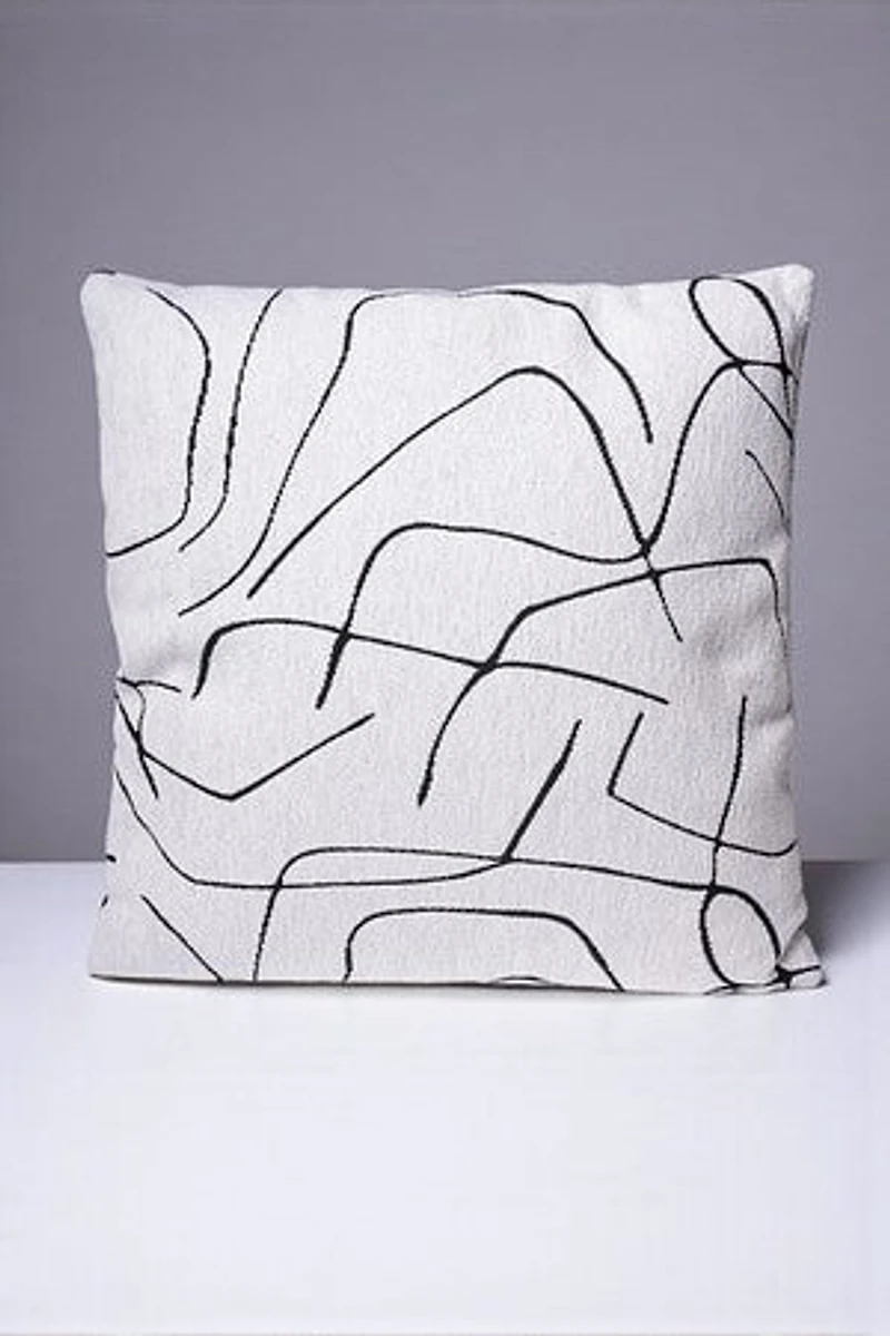 16" x 16" White/Black Cushion