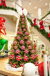 12' Regular Christmas Tree 1,500 Lights Clear/Multi