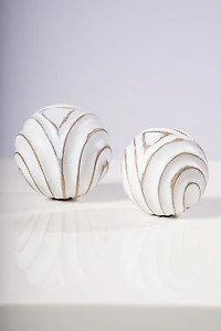 4" WHITE WOOD BALL