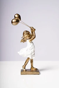 7" Girl w/Balloons