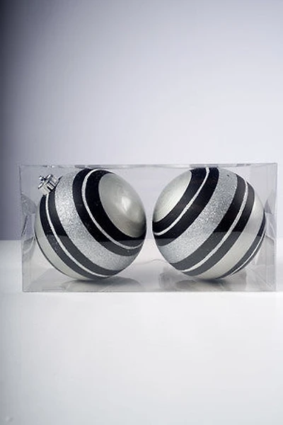 6" Silver/Black Ball
