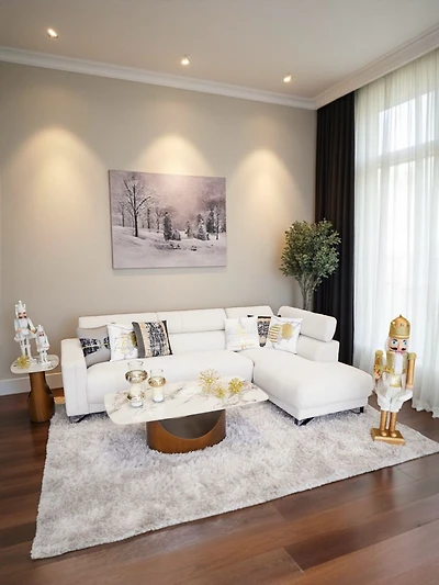 Alessandra Sectional Right Side Sofa - Cream