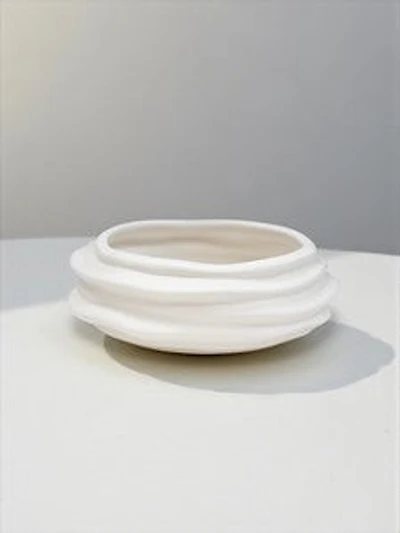 4 1/2" WHITE MATTE VASE