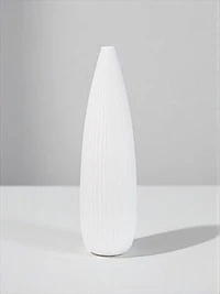 22" WHITE MATTE VASE