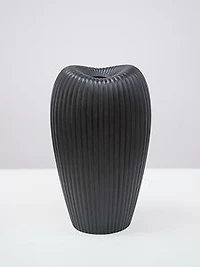 14" BLACK MATTE VASE