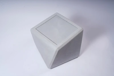BILL SIDE CHIC TABLE  - CEMENT