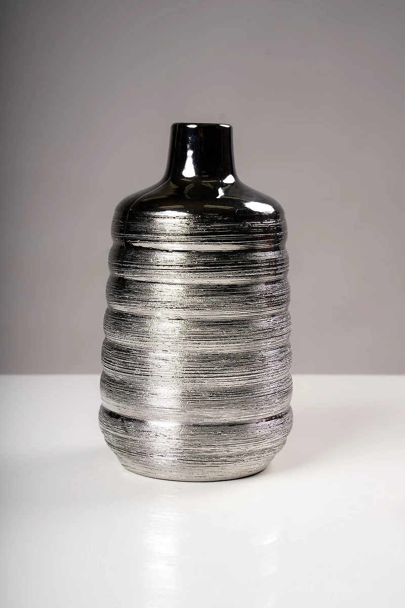 10" Vase Titanium Silver - Nicola Collection