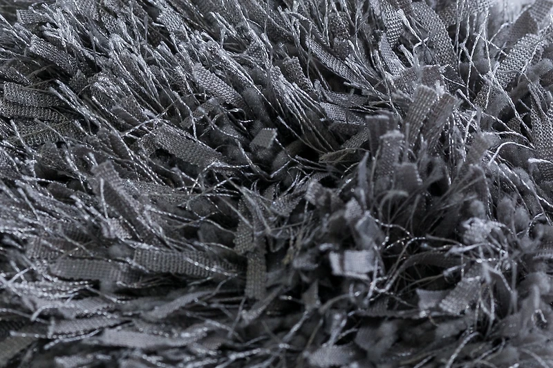 Dk. Gray Shaggy Rug - 5' x 7'