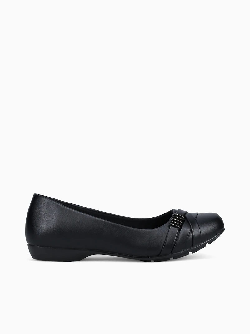 Zaina Black
