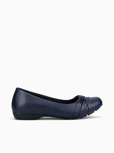 Zaina Navy