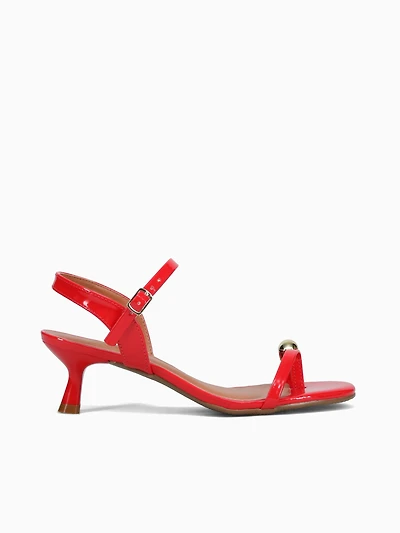 Amina Ferrari Verniz