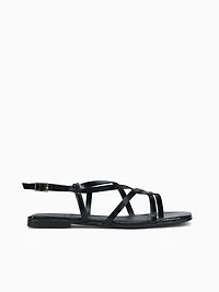 Cammie Preto Verniz Molhado