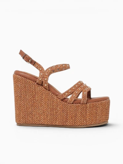 Aniza Brown Smooth