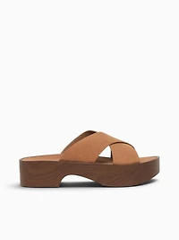 Moma Camel Suede