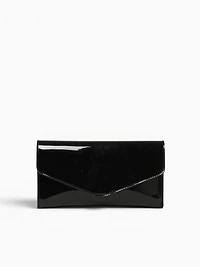 Riley Clutch Black Pat