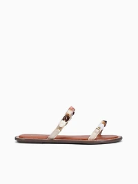 Claudia Off White Smooth